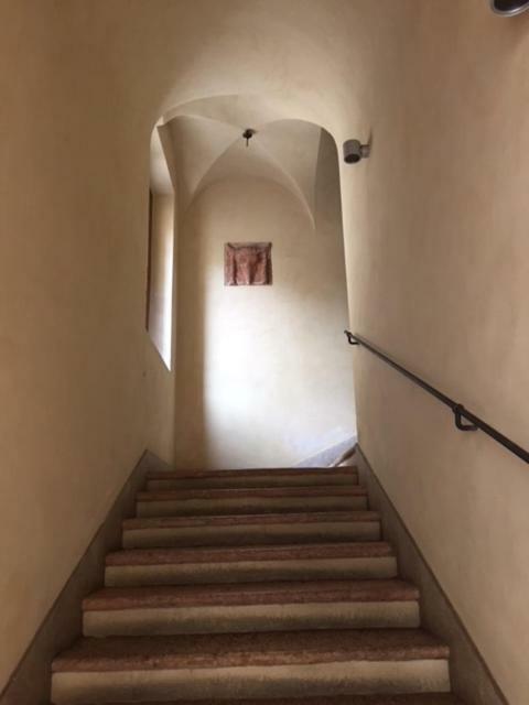 Apartment,860917814:JPEG