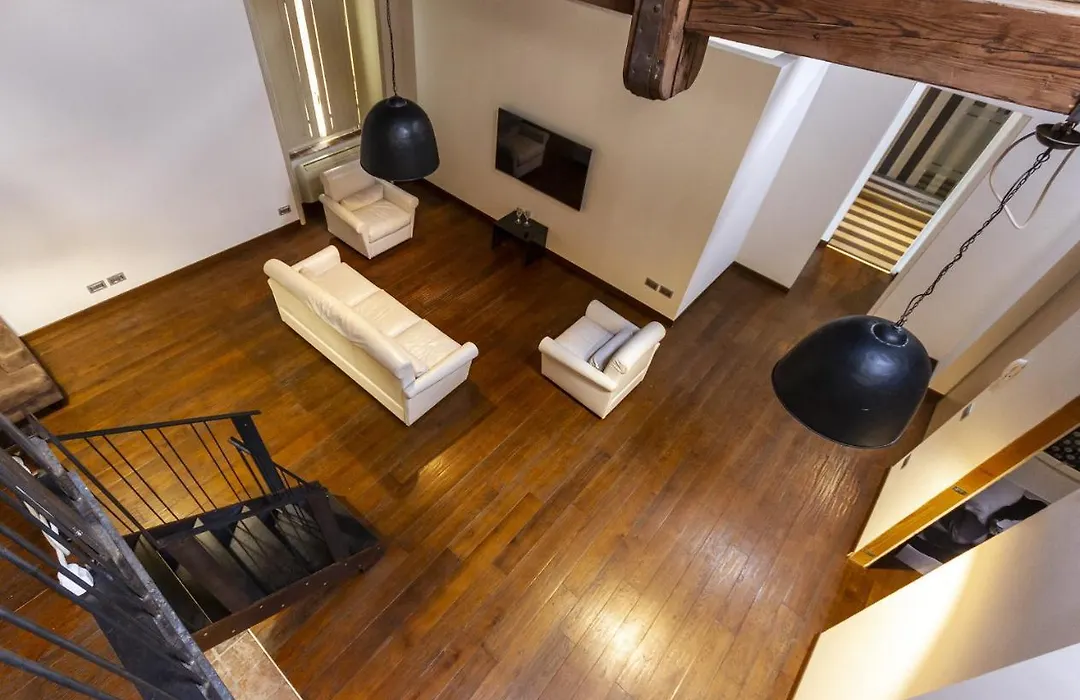 Suite 96 - Smart Holiday-1