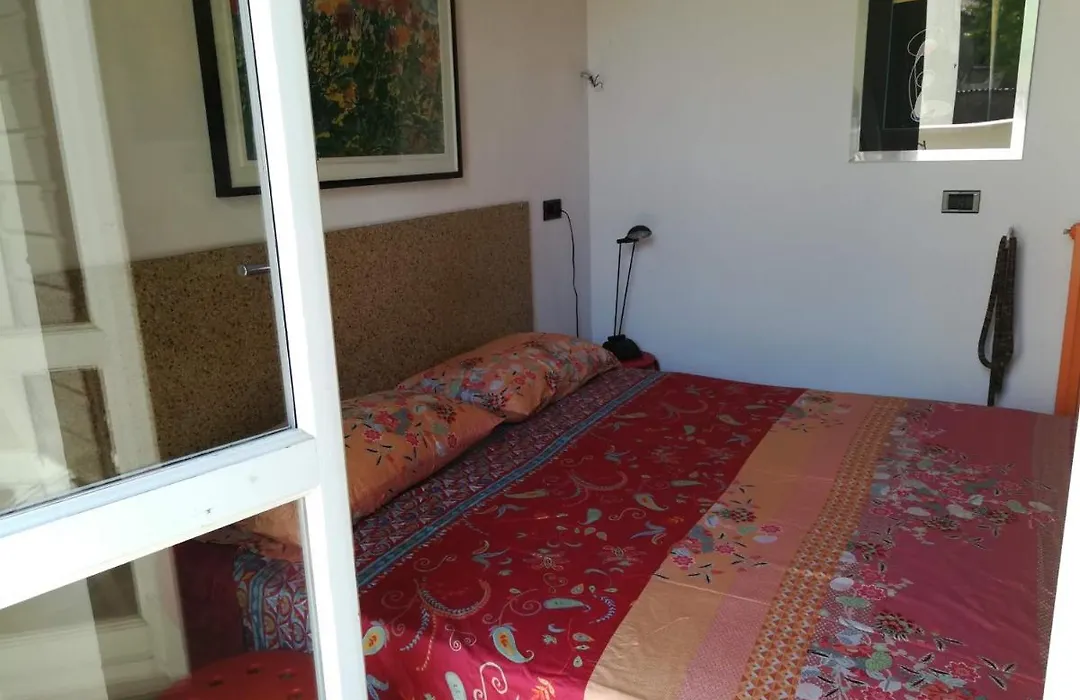 B&B Sweet Mantova H00195-1