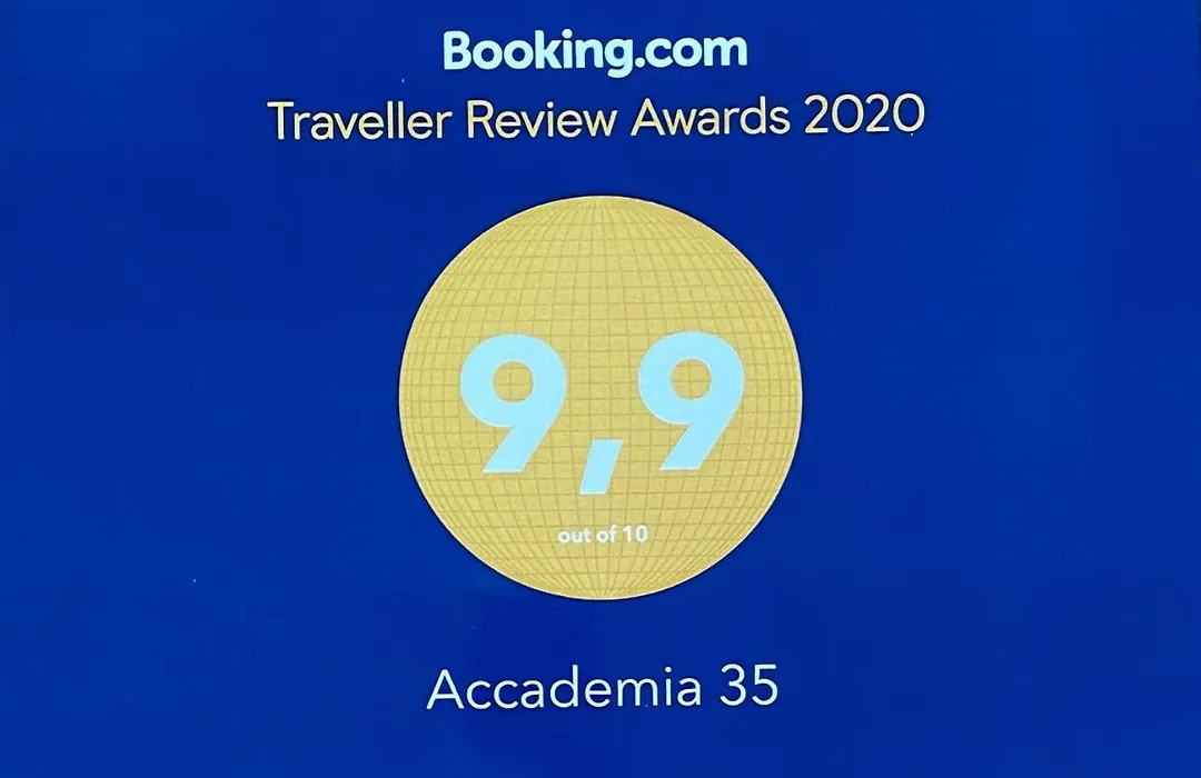 Accademia 35-1