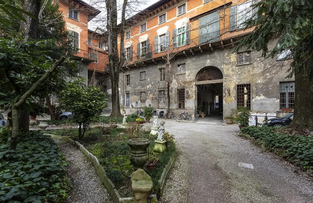 Garden Apartment - Smart Holiday-1