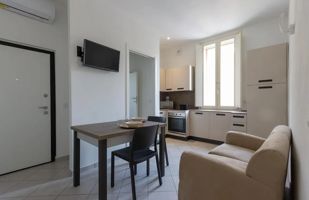 Suite 51 - Smart Holiday-1