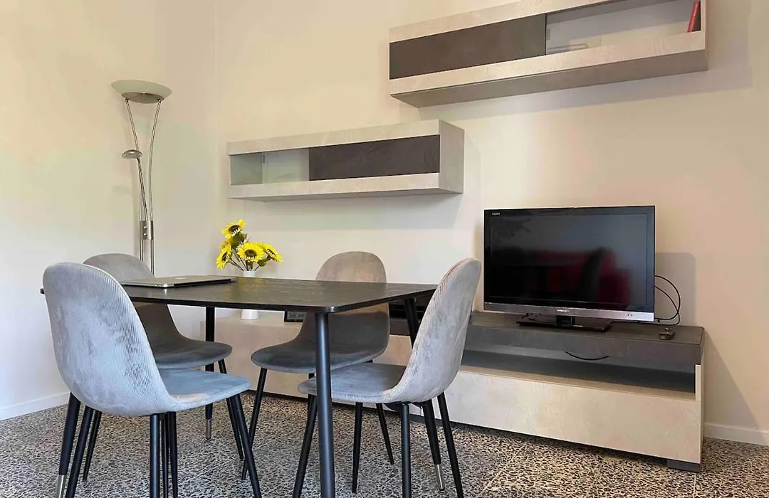 Lotus Home eleganza e accoglienza a Mantova-1