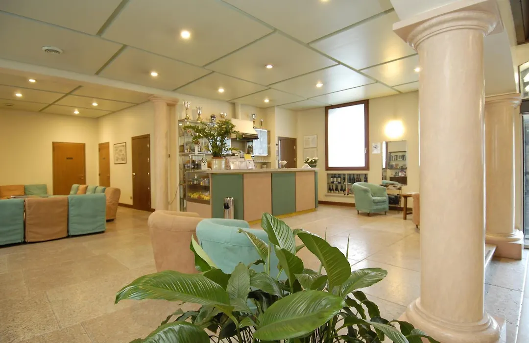 Albergo Bianchi Stazione-1