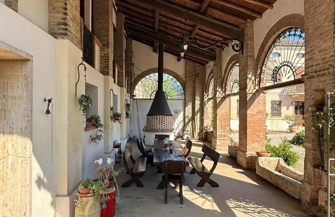 Agriturismo Cipolli e Podò Corte Carlini-1