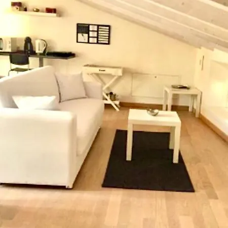 RESIDENZA VIRGILIANA SUITE con terrazza-Centro Storico-3