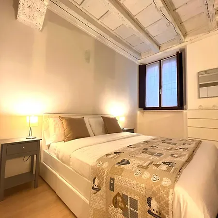 RESIDENZA SERENA SUITE-Centro Storico-3