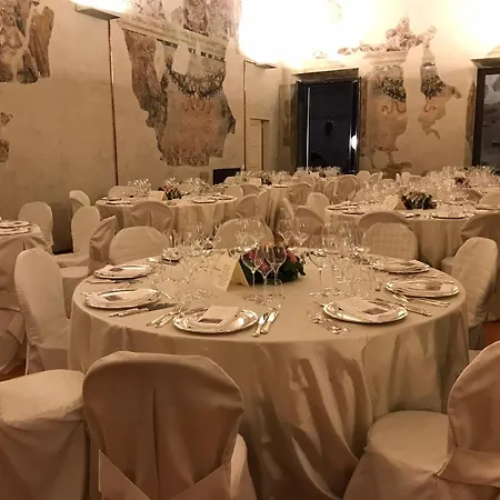 Cà Uberti Palace Hotel-2