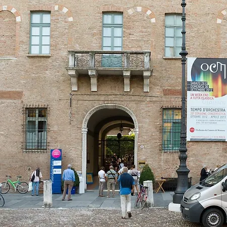 Palazzo Castiglioni Luxury Suites-3